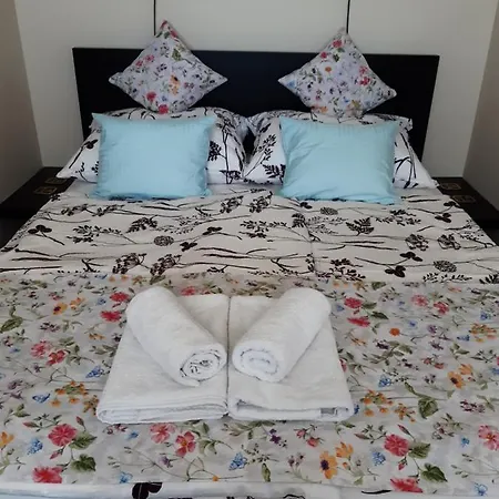 דירה A Varos Felett *